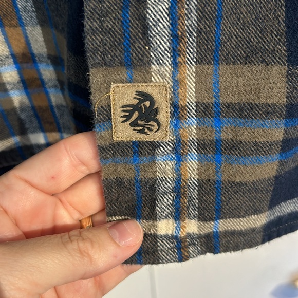 Legendary Whitetails Plaid Flannel Workshirt - Picture 4 of 9